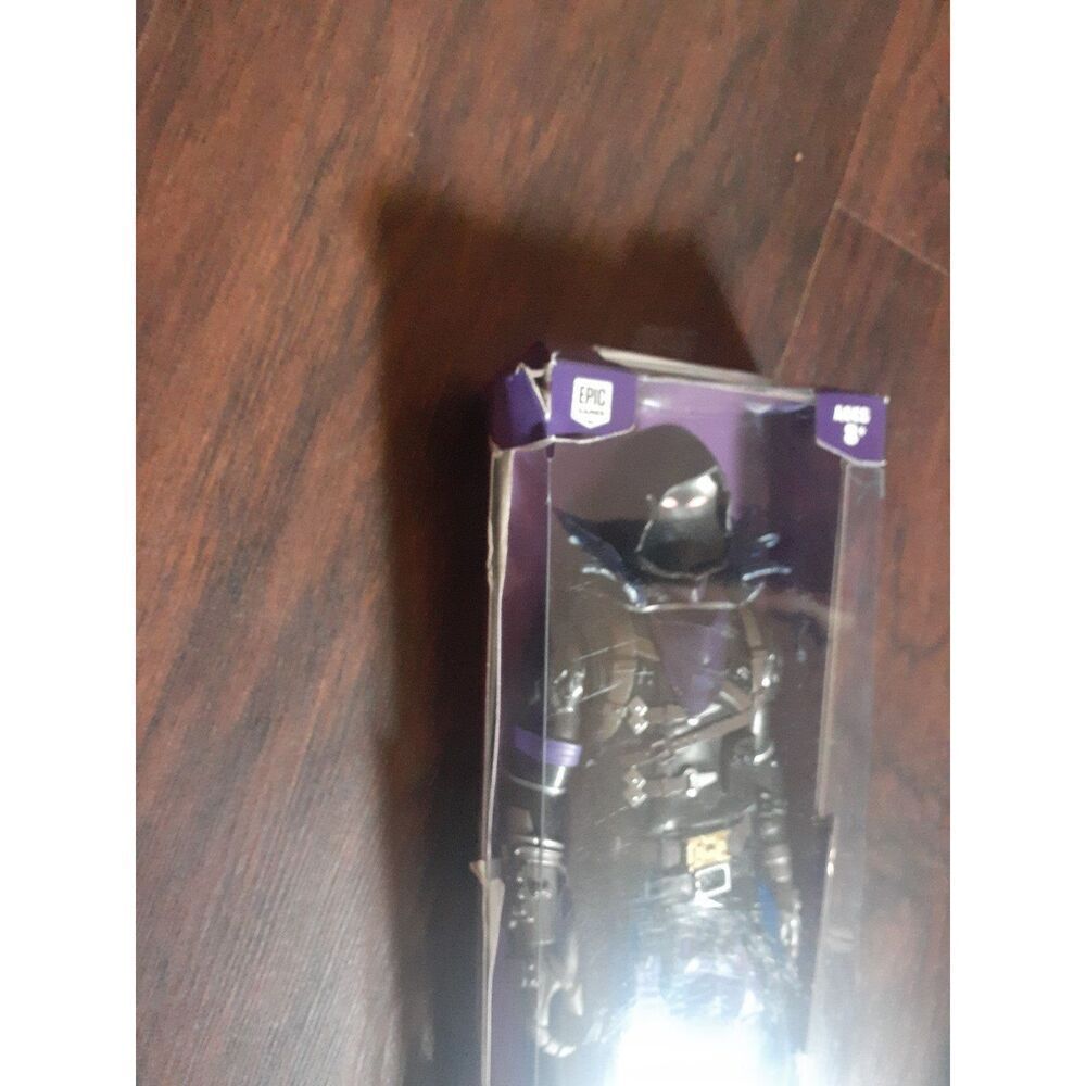 Fortnight posable Raven - Picture 2 of 4